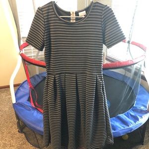 New with tags LuLaRoe Amelia Dress Size Medium